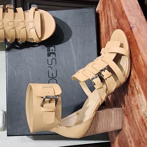 EUC JOE'S Shoes size 8 - Picture 2 of 9